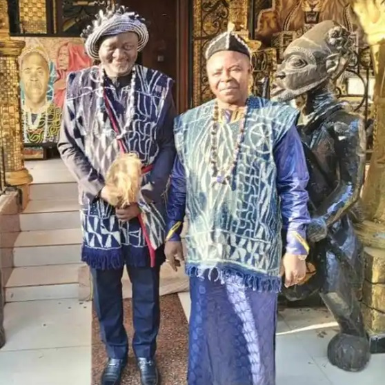 JEHU NDOUMI, ANOBLI PAR SA MAJESTE MOUMBE FOTSO MITTERAND, ROI DE BAMOUGOUM