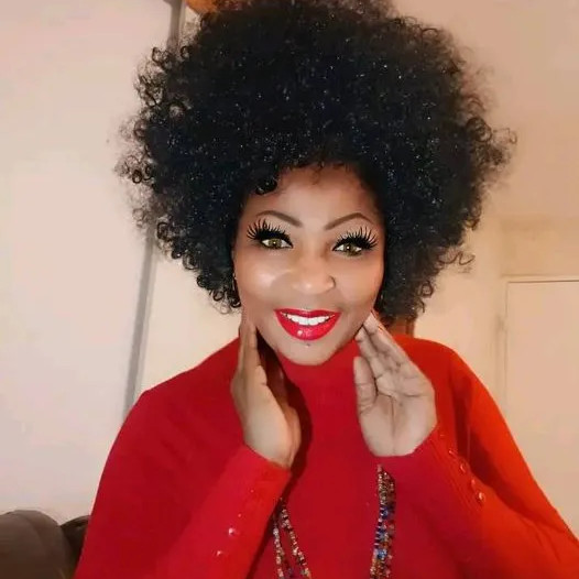 FRANCE :: JOCELYNE BIZART LA TIGRESSE DE LA MUSIQUE MBAMOISE JOCELYNE BIZART LA TIGRESSE DE LA MUSIQUE MBAMOISE