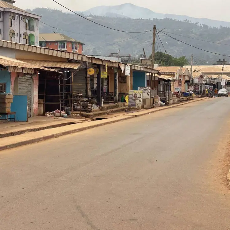 Bambili : Fusillade à l'université, étudiants évacuent les salles d'examen
