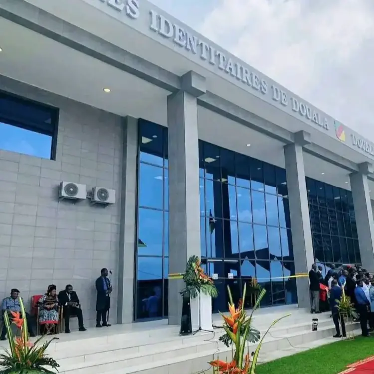 Carte d’identité au Cameroun : un citoyen obtient son document en moins de six heures