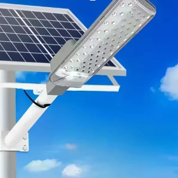 Pourquoi les lampadaires solaires à 1 million FCFA font polémique