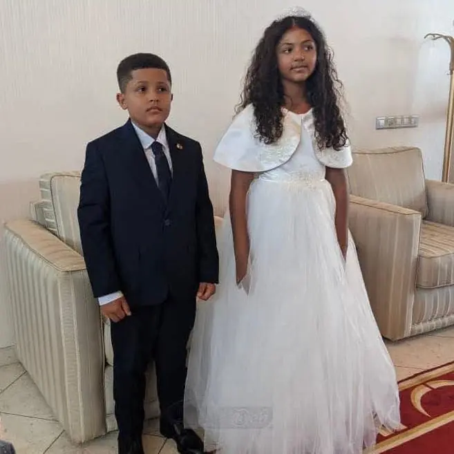 Les petits-enfants de Chantal Biya accueillent le Pape Léon XIV :révélation sur une famille discrète