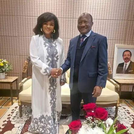 Nourane Foster, la députée PCRN qui tourne le dos à Cabral Libii sans le dire