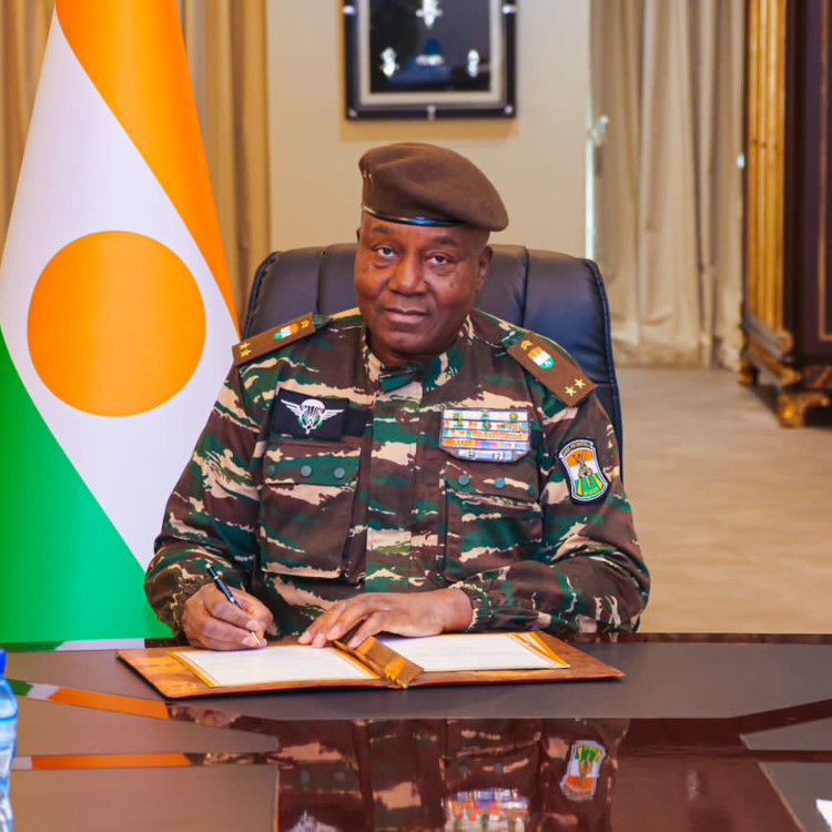 Le Chef d'État nigérien réclame le remboursement des pillages français en Afrique