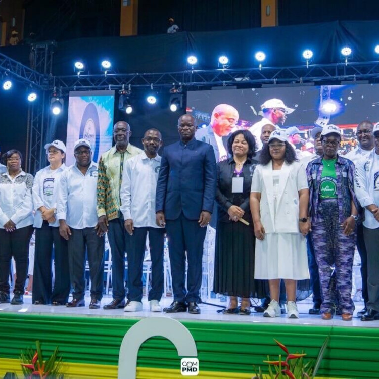 GABON :: Brice Oligui Nguema Lance l'Union Démocratique des Bâtisseurs : Rupture avec l'Hégémonie PDG Brice Oligui Nguema Lance l'Union Démocratique des Bâtisseurs : Rupture avec l'Hégémonie PDG