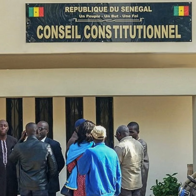 Une Leçon de Constitutionnalité : L'exemple du Sénégal et son Écho au Cameroun :: CAMEROON Une Leçon de Constitutionnalité : L'exemple du Sénégal et son Écho au Cameroun