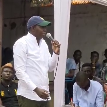 Les propos scandaleux de Crépin Mboli-Goumba ont suscité la colère des Centrafricains