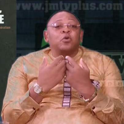 Cyrille TCHAMBA, auteur du livre "Ni Messies, ni Miracle:l'Afrique face à la guerre de 4e generation