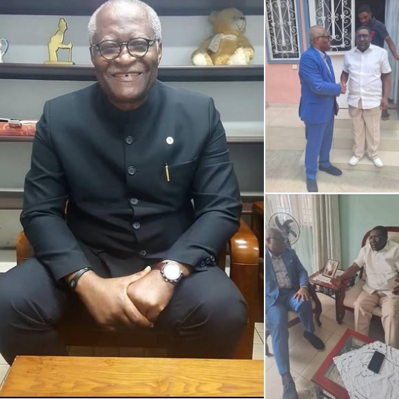 CAMEROUN :: L’ÉNIGME AKERE MUNA : ENTRE LE KARAOKÉ TRIBAL ET LE POLITICO-CLOWNESQUE :: CAMEROON L’ÉNIGME AKERE MUNA : ENTRE LE KARAOKÉ TRIBAL ET LE POLITICO-CLOWNESQUE