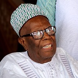 Hommages de Shanda Tonme à Joseph Kadji Defoso