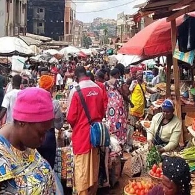 CAMEROUN :: Partenariat citoyen : Comment la CUD et Orange Money viennent au secours des marchés de Douala :: CAMEROON Partenariat citoyen : Comment la CUD et Orange Money viennent au secours des marchés de Douala