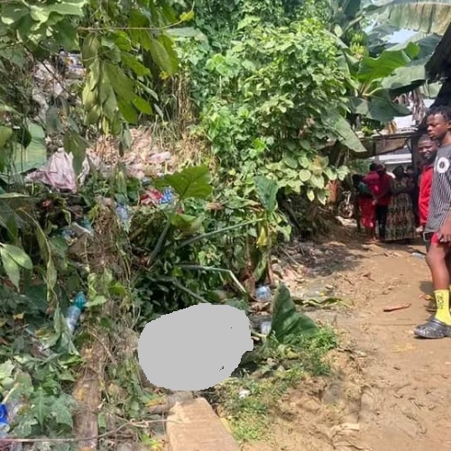 CAMEROUN :: Douala : Le corps sans vie d'une femme retrouvé dans un ravin :: CAMEROON Douala : Le corps sans vie d'une femme retrouvé dans un ravin