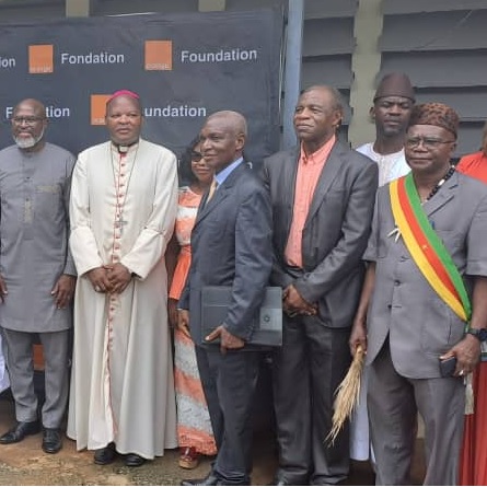 Orange Cameroun arrime les jeunes de Kribi au Fablab Solidaire  RadioLab.