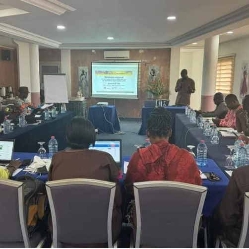 CAMEROUN :: Journalism Trust Initiative: Le directeur de RSF à rencontré les hommes de médias :: CAMEROON Journalism Trust Initiative: Le directeur de RSF à rencontré les hommes de médias