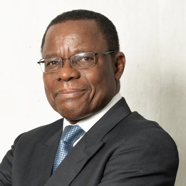 Maurice Kamto Alerte sur un Possible Coup d'État Militaire et Fraudes Électorales au Cameroun