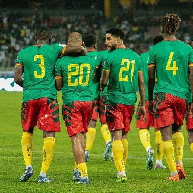 LES LIONS INDOMPTABLES 2024 : Un Message d'Encouragement Historique de la FECAFOOT