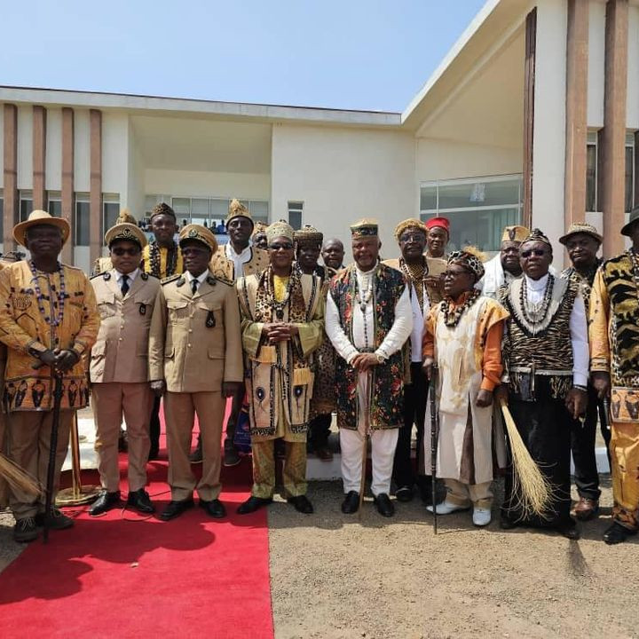 Manaouda Malachie : Nouveau M’BA MôN de la Grande Chefferie Sud-Camerounaise :: CAMEROON Manaouda Malachie : Nouveau M’BA MôN de la Grande Chefferie Sud-Camerounaise