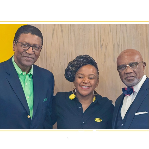 MTN Cameroon Celebrates Its Chairman M. Colin Mukete as he Hands Over the Reins to M.Ebenezer Essoka