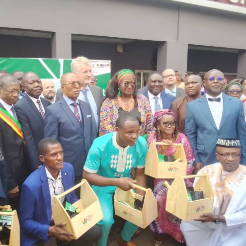 CAMEROUN :: Projet MOVE de Yaoundé: Le mindhu, la giz et l'AFD signent l'accord :: CAMEROON Projet MOVE de Yaoundé: Le mindhu, la giz et l'AFD signent l'accord