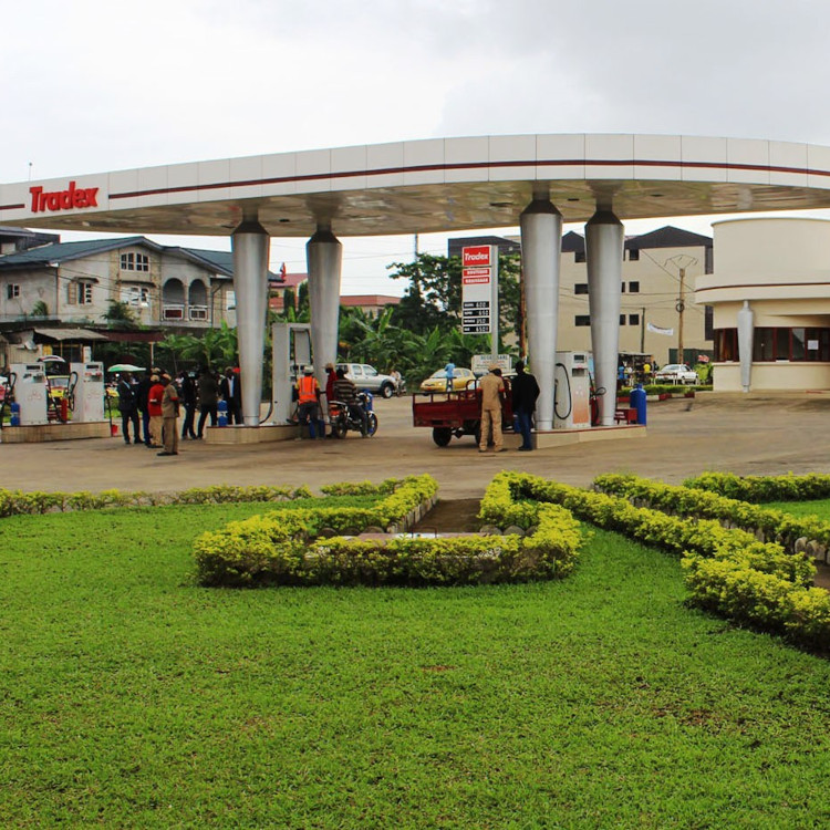 Yaoundé au Bord de la Paralysie : Pénurie Croissante dans les Stations-Service