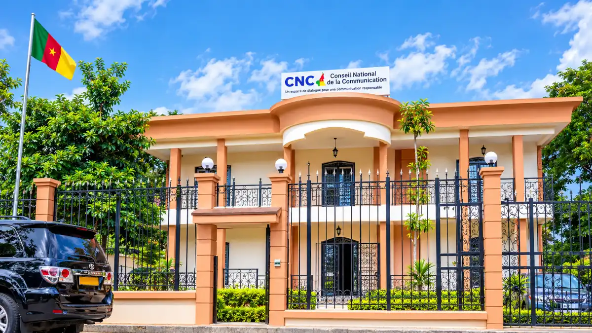 Chantier de modernisation d'une route au Cameroun