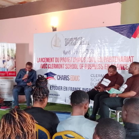 CAMEROUN :: Le visionnaire et révérend Paul Zang met sur pied le projet charis éduc :: CAMEROON Le visionnaire et révérend Paul Zang met sur pied le projet charis éduc