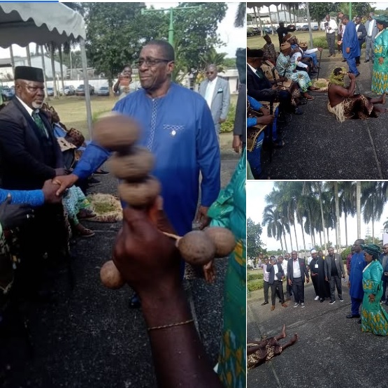 Douala : Le Maire Mbassa Ndine au tribunal des peuples de la foret.