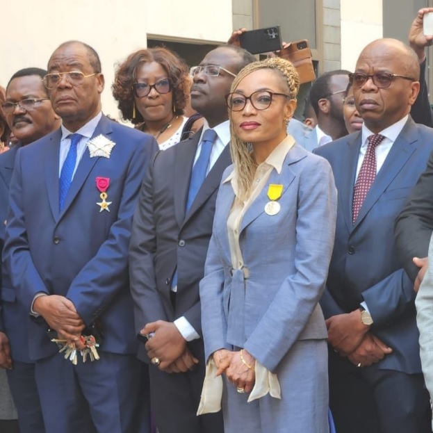 Maxence Ansel fait chevalier du mérite camerounais.