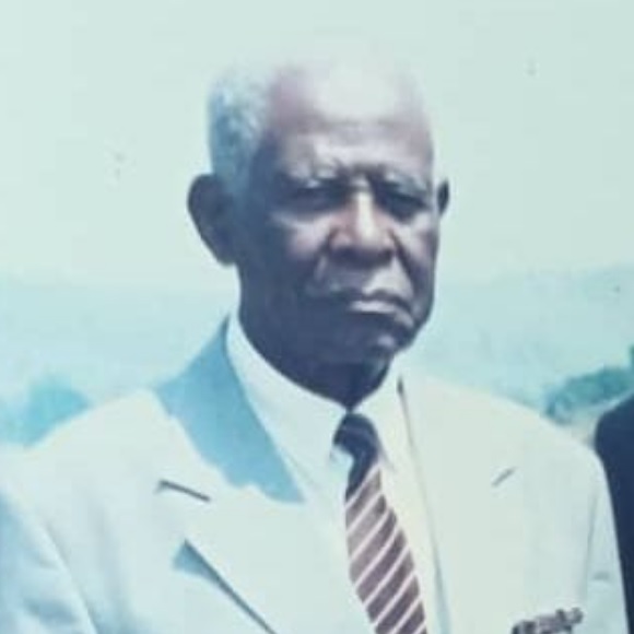 Hommages,Fondation Moumié au regretté Njiawouo Nicanor décédé le 19/12/2023 à Foumban au Cameroun