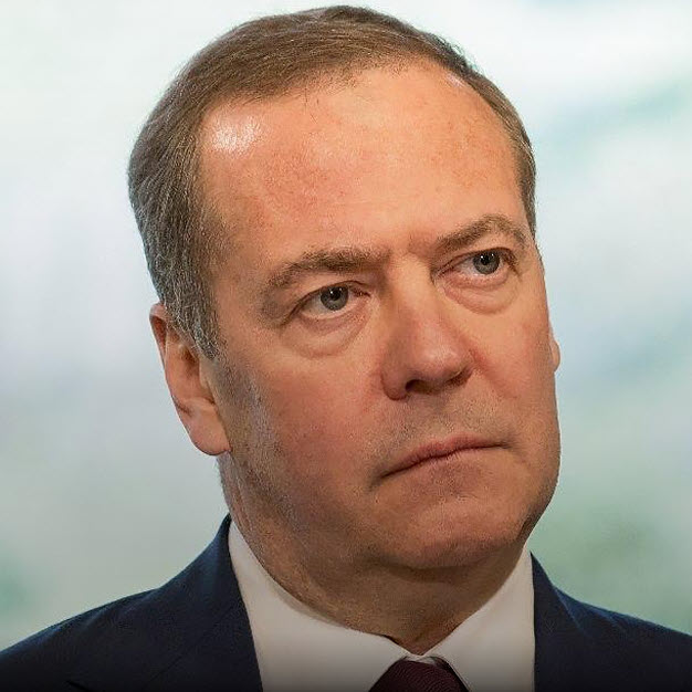 Dmitry Medvedev réagit : un plaidoyer choc pour l'arme nucléaire