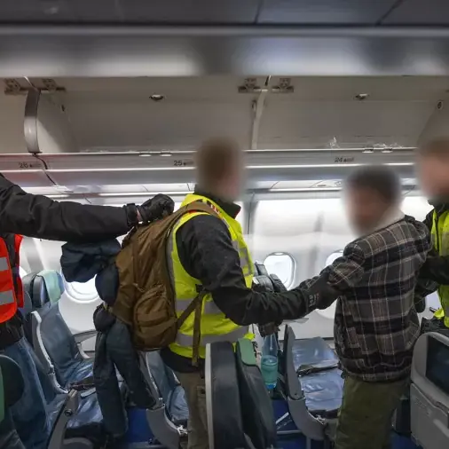 Expulsion Belgique : 22 800 euros réclamés à un Camerounais renvoyé de force
