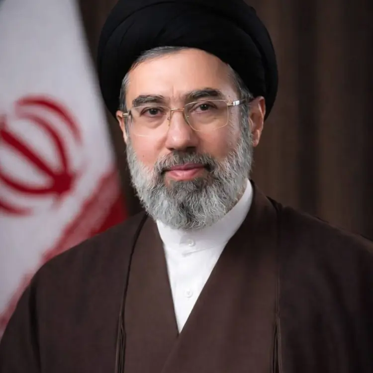 Poutine félicite le nouveau guide suprême iranien et réaffirme son soutien face aux USA