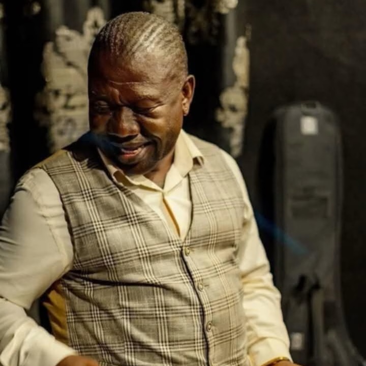 THE BELKA TOBIS AFFAIR : THE UNSPOKEN HISTORY