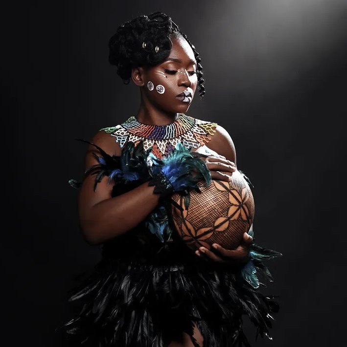 INES-D. LA PROMESSE D’UNE FUTURE ICONE DE LA MUSIQUE
