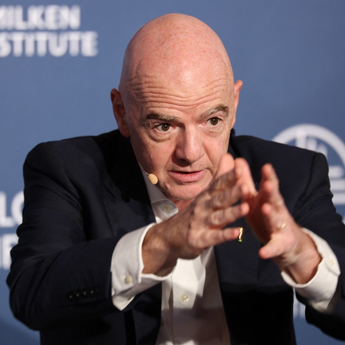 FIFA : Gianni Infantino contraint de faire marche arrière