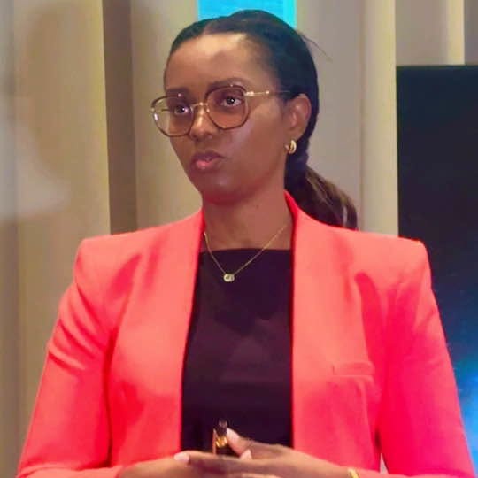 Irène Abena : structurer l’épargne pour financer le développement