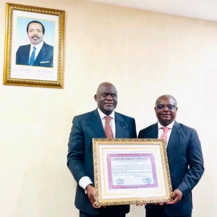 Excellence managériale : Adolphe Noah Ndongo l'architecte de la  maîtrise de la dette publique
