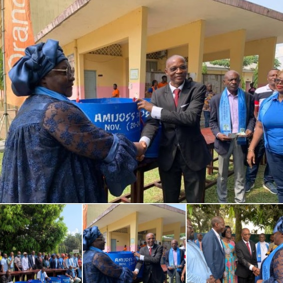 CAMEROUN :: Lycée Joss : Des anciens élèves retournent l'ascenseur... :: CAMEROON Lycée Joss : Des anciens élèves retournent l'ascenseur...