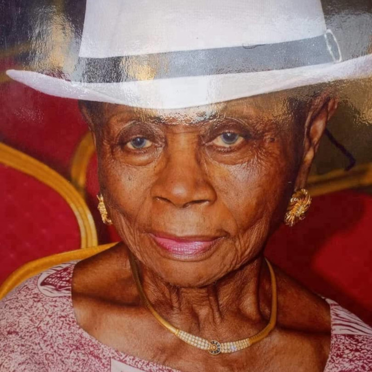 Hommage à Madame ETEKI MBOUMOUA : Première Pharmacienne et Pionnière au Cameroun :: CAMEROON Hommage à Madame ETEKI MBOUMOUA : Première Pharmacienne et Pionnière au Cameroun
