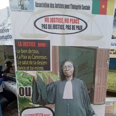 La Société Civile mobilise pour la défense des droits élémentaires du citoyen à Douala.