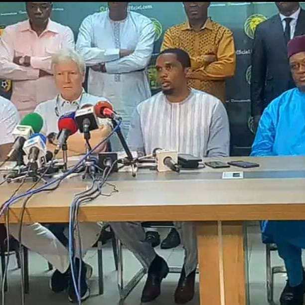 CAMEROUN :: Samuel Eto'o contraint de lâcher prise, le ministère des Sports reprend la main :: CAMEROON Samuel Eto'o contraint de lâcher prise, le ministère des Sports reprend la main
