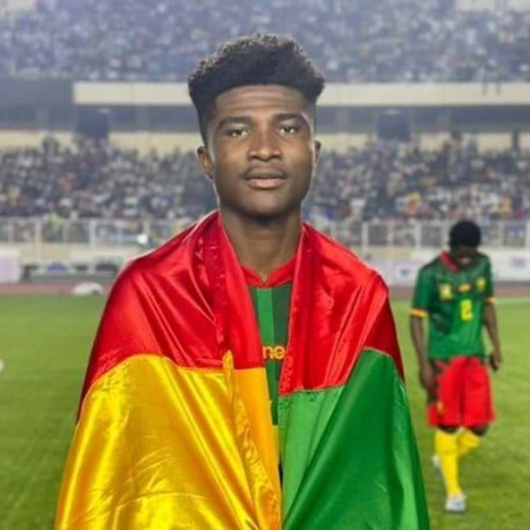 Franck Atsama s'envole pour le Portugal avec un contrat de trois ans signé avec Victoria Guimaraes