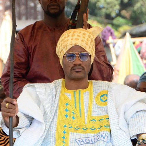 CAMEROUN :: Docteur Honoris Causa à l'Université de Conakry : Un Hommage à S.M Mohammad Nabil M. Mbombo Njoya :: CAMEROON Docteur Honoris Causa à l'Université de Conakry : Un Hommage à S.M Mohammad Nabil M. Mbombo Njoya